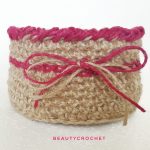 Корзинка крючком из джутовой нити.Crocheted basket of jute thread